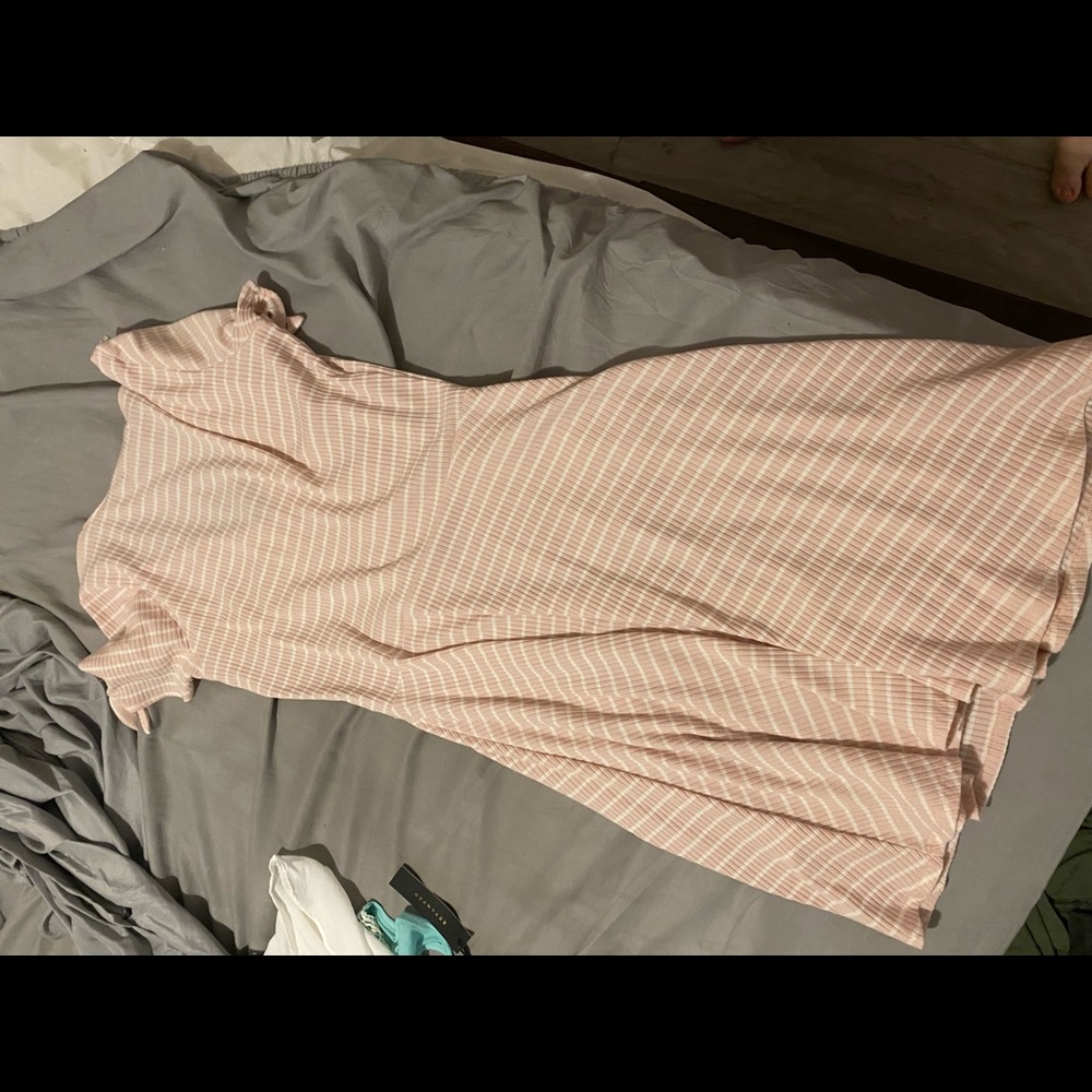 Pink and white Abercrombie dress